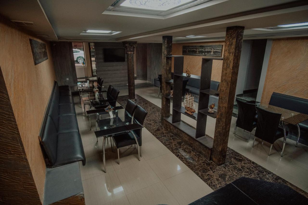 Discovery Hotel Кутаиси Экстерьер фото
